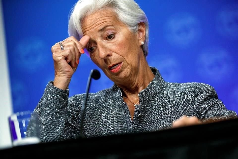 La directora gerente del Fondo Monetario Internacional, Christine Lagarde, ofrece una rueda de prensa en la sede del organismo, este jueves en Washington.