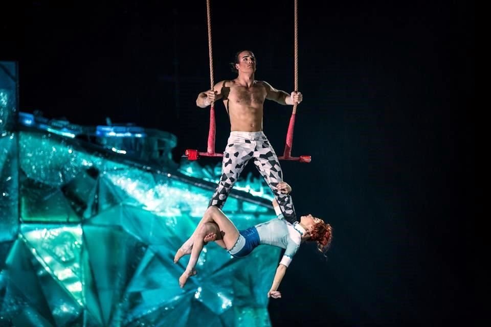 La fusión del circo y patinaje artístico sobre hielo es la apuesta de 'Crystal', la nueva producción del Cirque du Soleil.