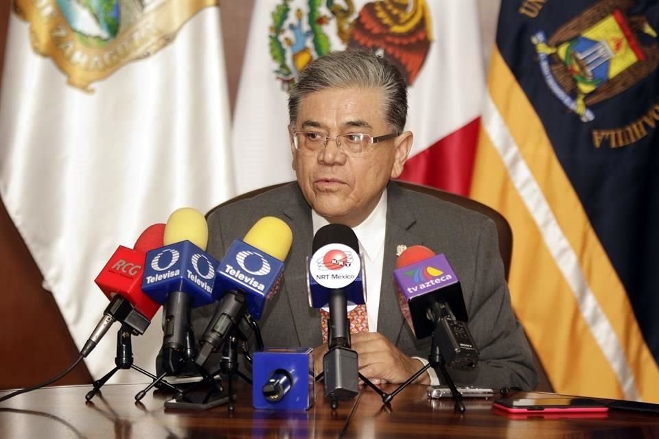 Salvador Hernández Vélez, Rector de la UAdeC dijo en rueda de prensa que la Junta Local desconoció al Comité Ejecutivo del Sindicato de la UAdeC porque su periodo ha concluido.