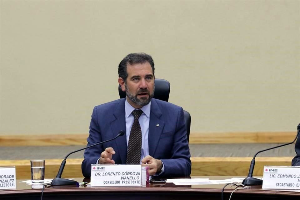 Lorenzo Córdova, consejero presidente del INE, advirtió riesgos con nueva reforma electoral.
