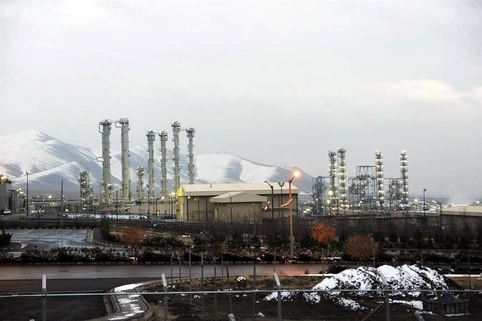 Funcionarios de alto nivel en Washington y analistas se cuestionan dónde está el uranio enriquecido del régimen iraní tras ofensiva de EU.