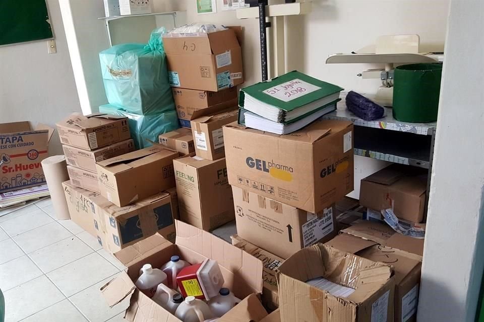 El personal de salud no fue recontratado debido a que se cerrarán 300 Unidades Médicas Urbanas de 315 que operaban en 28 estados.