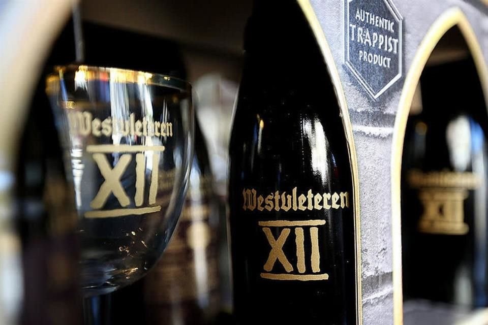 Para evitar abusos en la venta de su cerveza, los monjes trapistas de la abadía de San Sixto en Westvleteren, Bélgica,  crearon un sitio web.