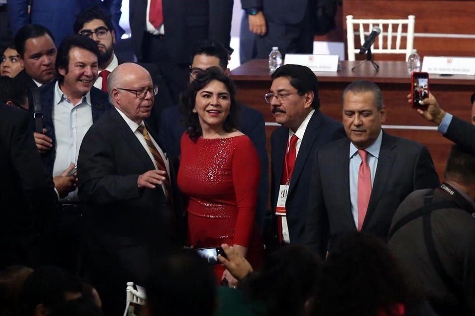 Narro, Ortega, Ruiz y Beltrones en el acto por el 90 aniversario del PRI en marzo pasado.