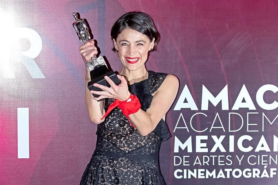 'Las Niñas Bien' ganó cuatro premios. Mejor Actriz fue para Ilse Salas.