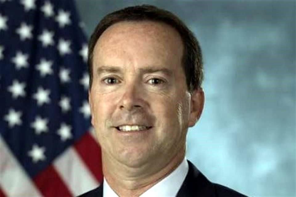 El Comisionado interino de la CBP, John Sanders, dejará su cargo en las próximas semanas luego de que se revelaran las condiciones en las que viven los menores migrantes.