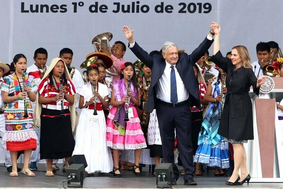 AMLO a un año de su victoria electoral.