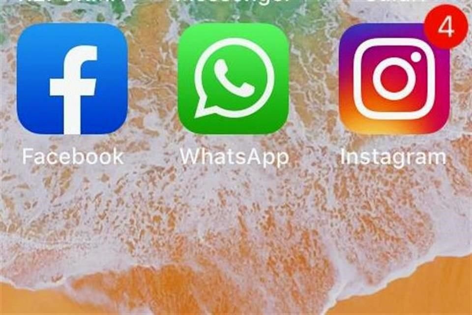 Las redes sociales Facebook, Instagram y el servicio de mensajería WhatsApp cumplieron 6 horas desde que usuarios reportaron fallas.