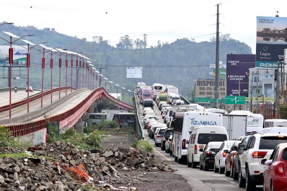 El bloqueo en la autopista duró casi 10 horas.