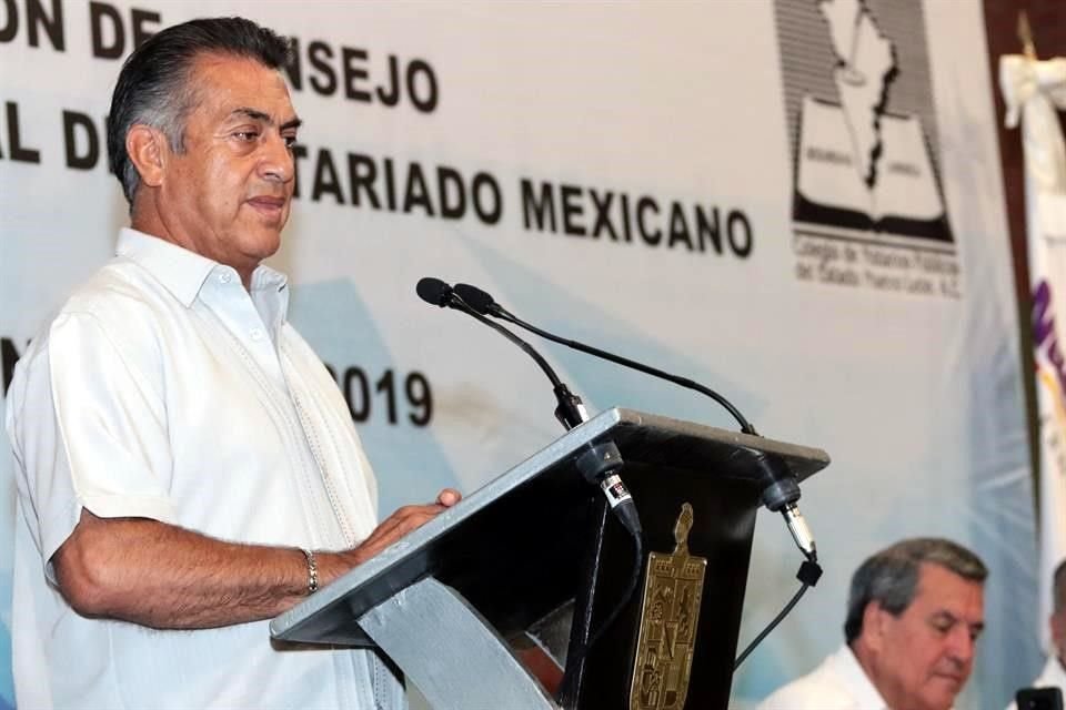 Jaime Rogríguez inauguró la sesión del Consejo del Colegio Nacional del Notariado Mexicano, que se realiza en Monterrey.