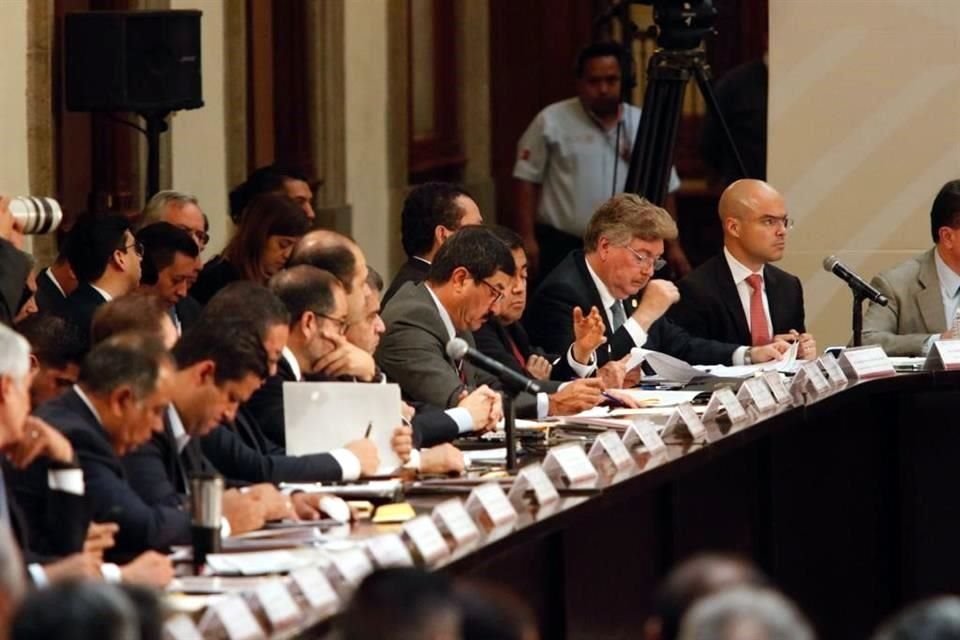 Gobernadores presentes en la sesión del Consejo Nacional de Seguridad.