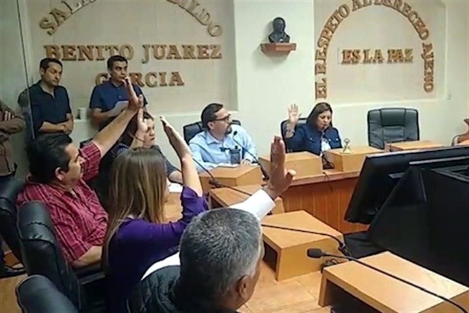 La reforma constitucional requiere el aval de tres municipios.