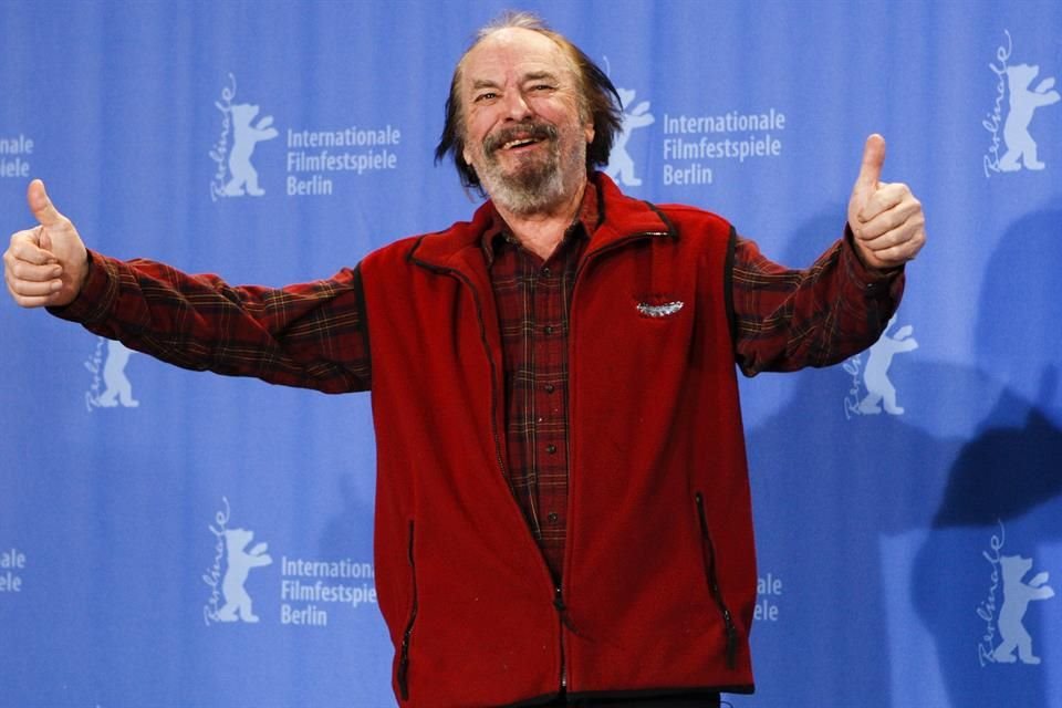 El actor participó en  'Hombres de Negro', 'Cross Creek', 'Sweet Bird of Youth' entre otras.