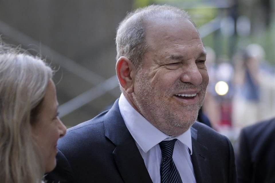 Weinstein ha cambiado en tres ocasiones a su equipo de defensa.