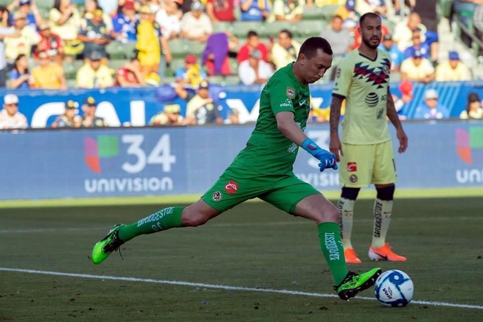 Agustín Marchesín se convertiría a la larga en el héroe azulcrema.