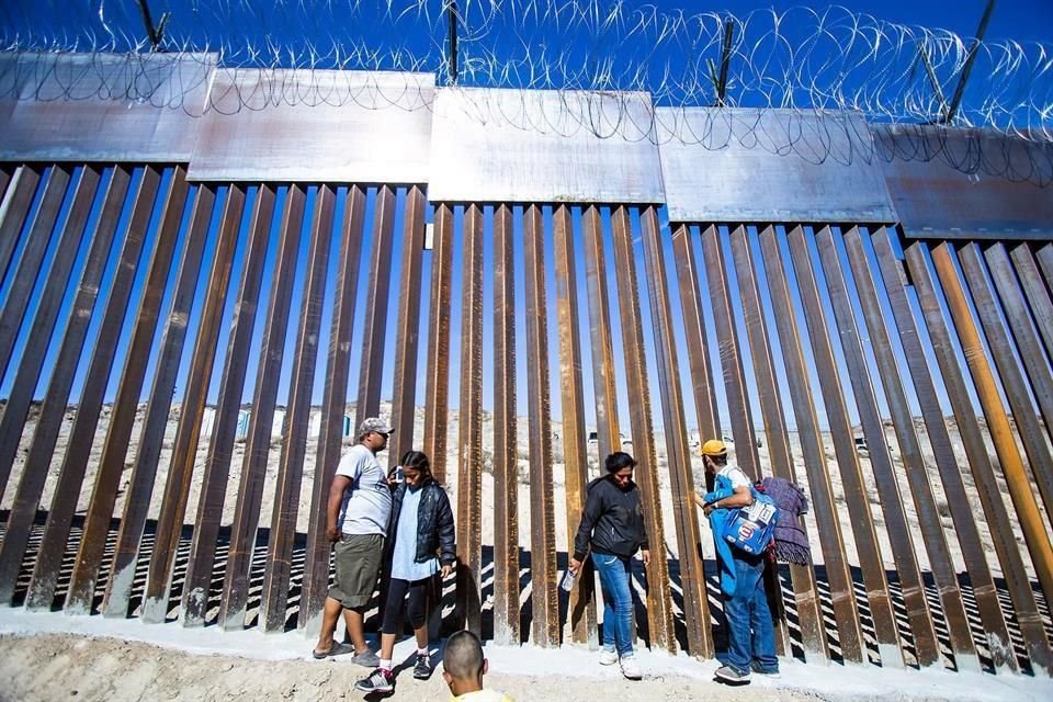 El funcionario federal advirtió a legisladores que México no puede obligar a los migrantes a retornar a sus países.