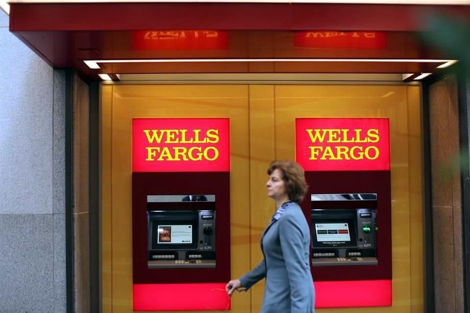 Wells Fargo ganó 12 mil 066 millones de dólares en el primer semestre del año, un 17 por ciento más.