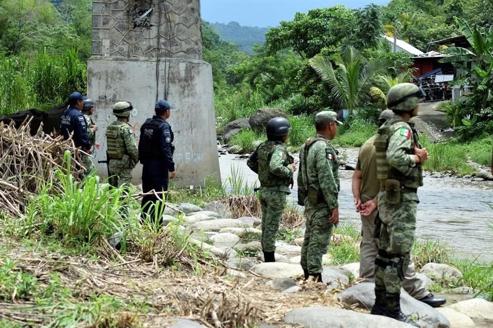El Gobierno de México desplegó a fuerzas federales en su frontera sur para contener el cruce de migrantes centroamericanos.