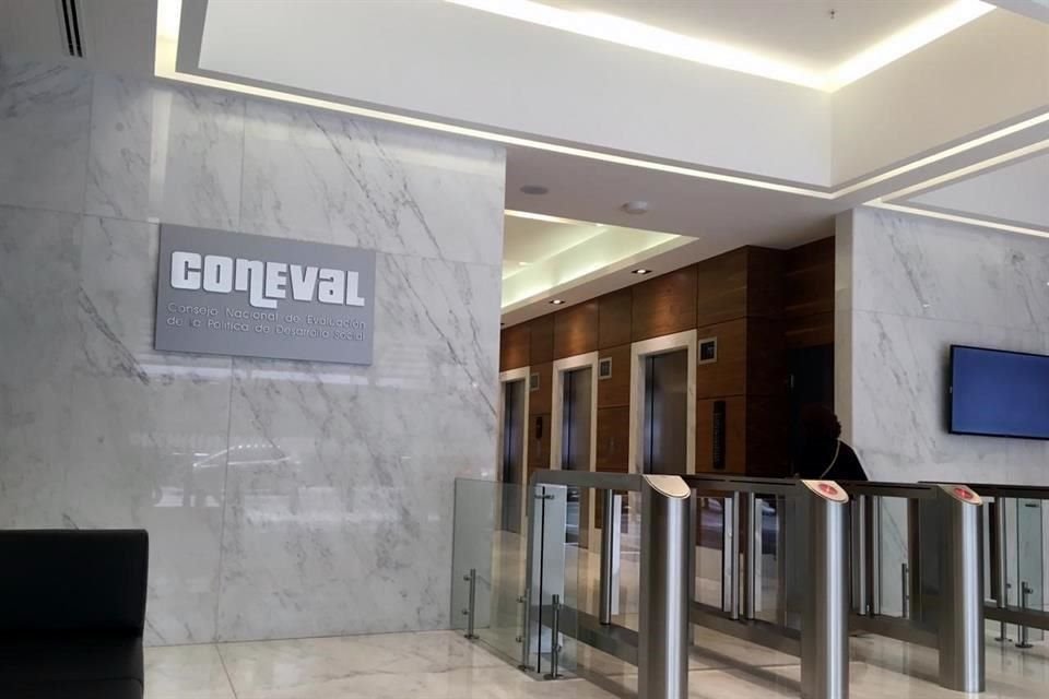 Los expertos alertaron que ante el relevo del Secretario Ejecutivo del Coneval se abre puerta a especulación sobre su autonomía.