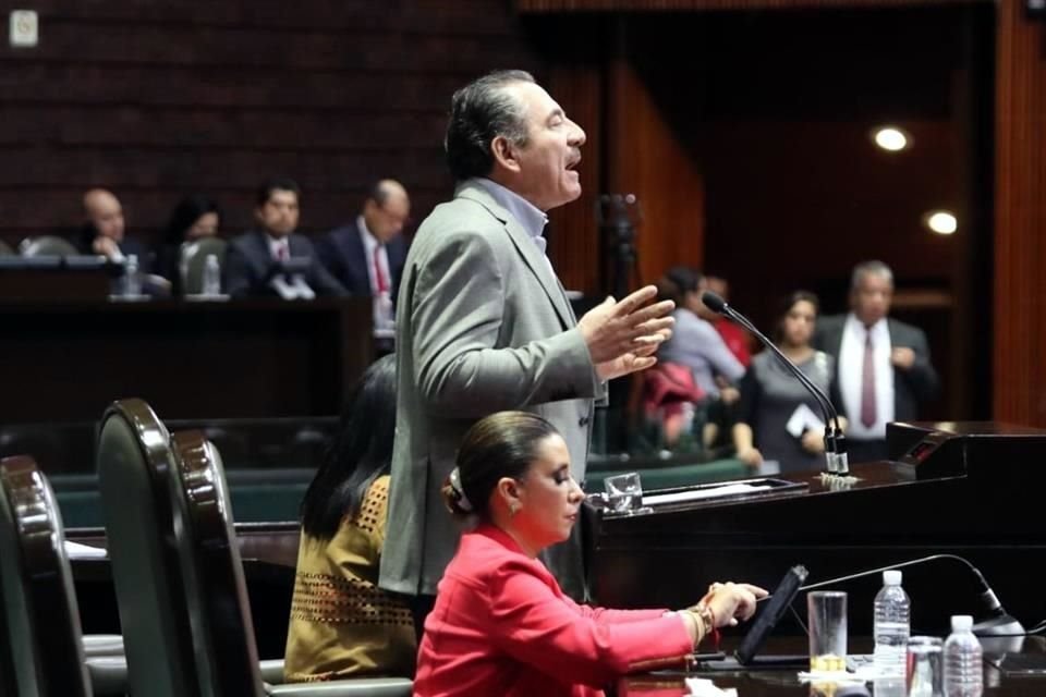 La Cámara de Diputados discute extinción de dominio en sesión extraordinaria.