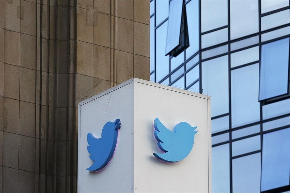 La base de usuarios diarios de Twitter subió 14 por ciento en el segundo trimestre, a 139 millones.