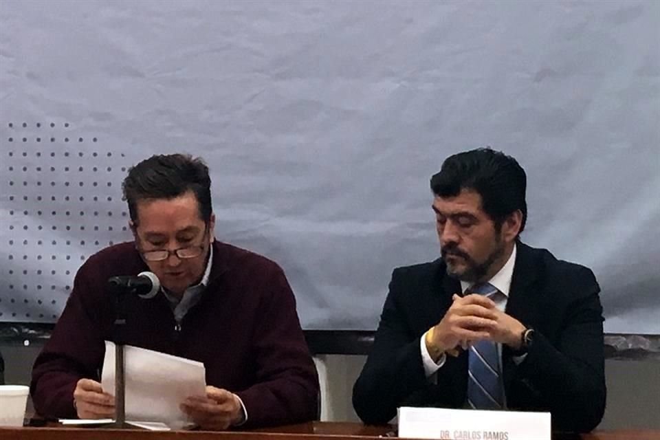 El subsecretario de salud de Michoacán (derecha) participó en los Conversatorios Temáticos Futuro 21.