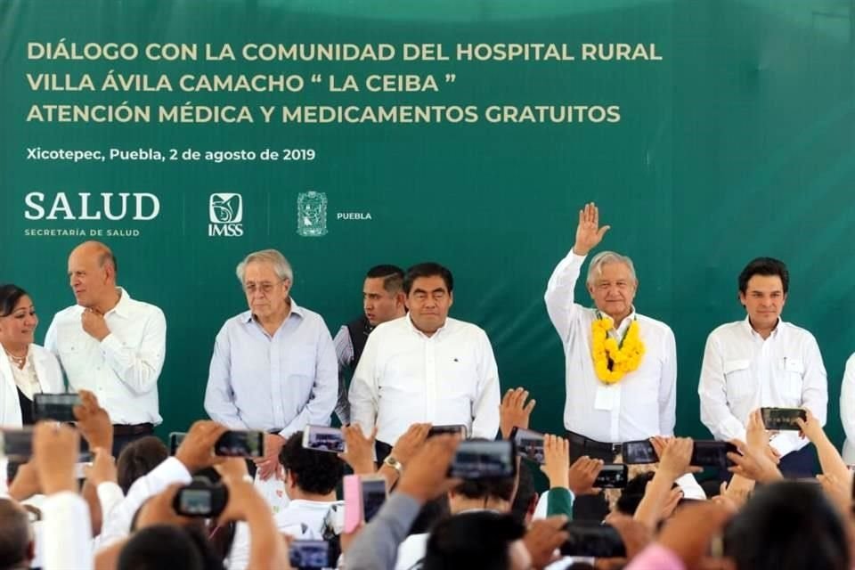 El Presidente Andrés Manuel López Obrador aseguró a los huachicoleros que él es un hombre muy terco para combatir el robo a combustible.