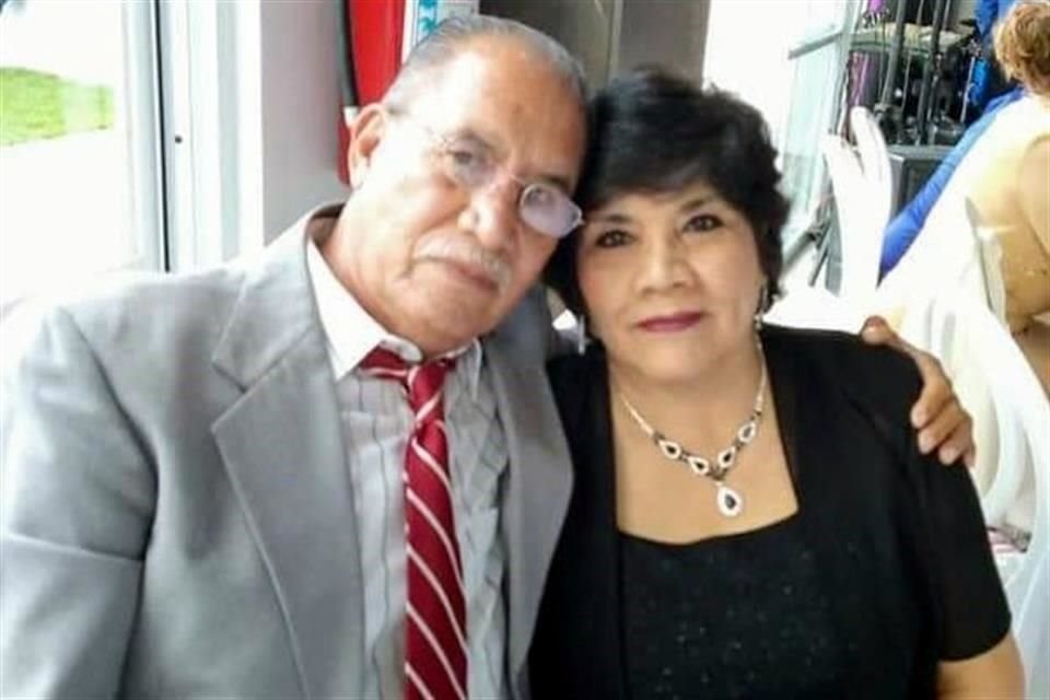 Sara Esther Regalado y Adolfo Cerros Hernández eran esposos.