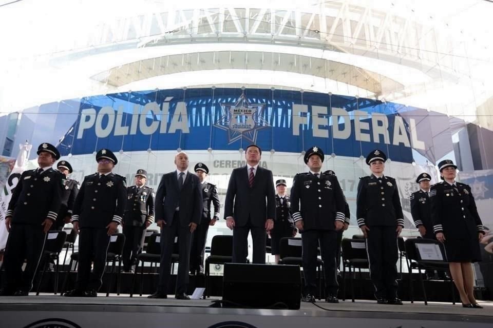 La SFP indaga compras millonarias a precios inflados y sin justificar, realizados durante la pasada Administración en la Policía Federal.