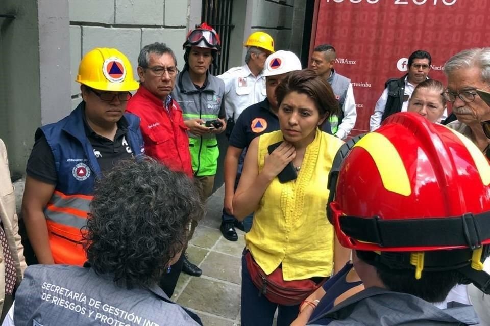 Personal de Protección Civil acudió al Museo de la Estampa, en Avenida Hidalgo 39, para atender el accidente.