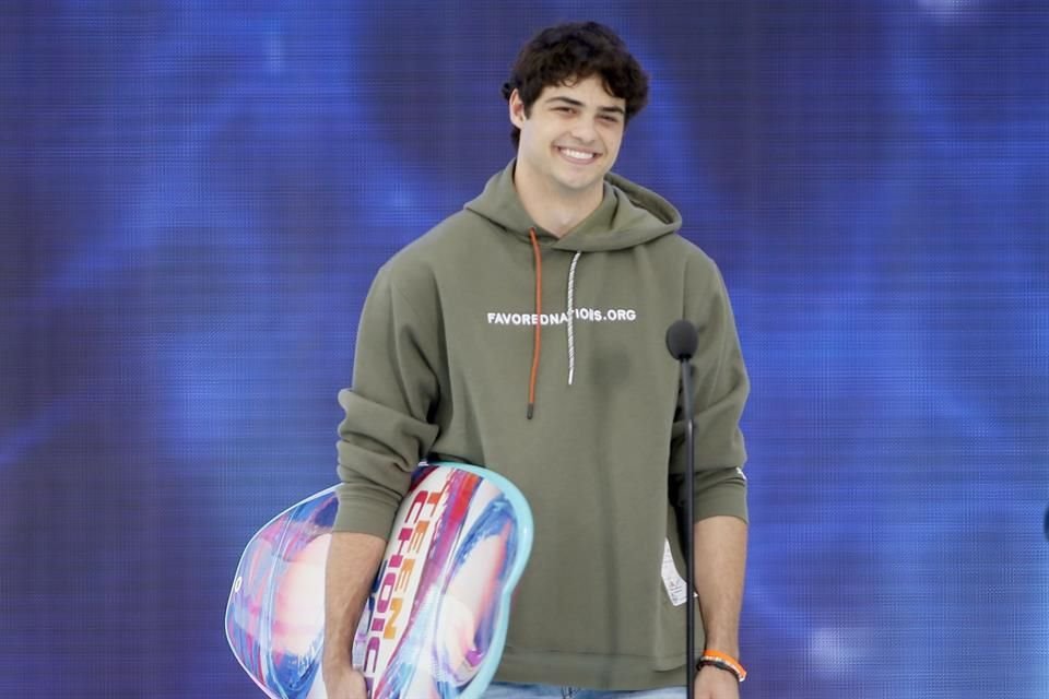 Noah Centineo agradeció al equipo de 'A Todos los Chicos de los que Me Enamoré' a la vez que se despidió de su personaje, Peter Kavinsky.