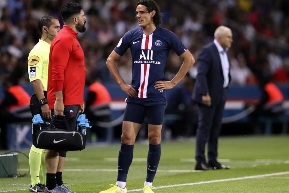 El delantero uruguayo estuvo ayer en la cancha sólo 14 minbutos.