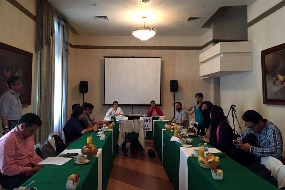 Integrantes de la Alianza Mexicana contra el Fracking alertaron del uso de esta técnica en proyectos de la Administración federal.