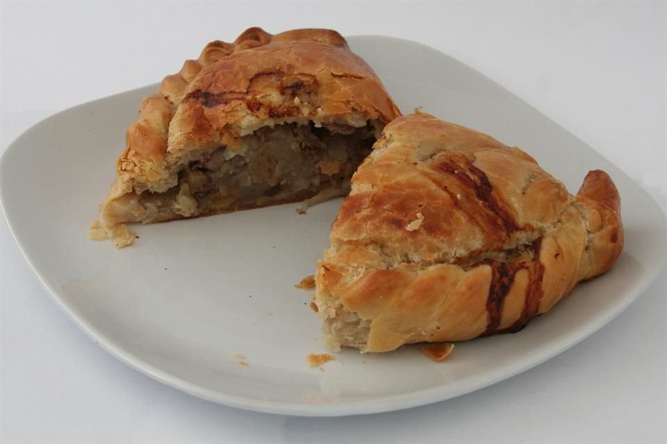 Además de ser deliciosas, las Cornish pasty simbolizan la practicidad británica a la mesa.