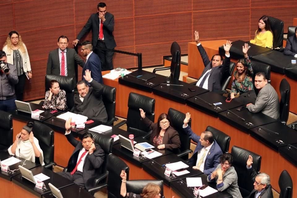 Diputados y senadores de Oposición reprocharon la falta de coordinación entre autoridades de Veracruz.