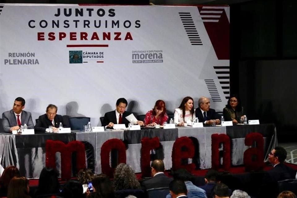 El grupo parlamentario inició sesiones plenarias para integrar el plan de trabajo del próxoimo periodo.