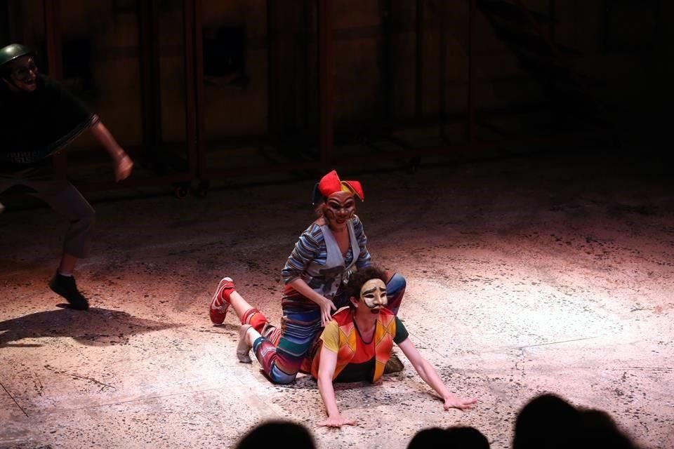 La obra se presentó el viernes y sábado en el Conjunto Santander de Artes Escénicas por el elenco del Centro Universitario de Teatro de la UNAM