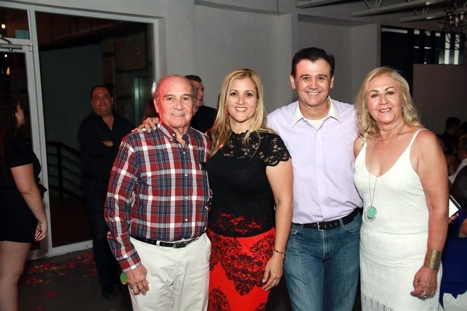 Gerardo Sáenz, Marcela Sáenz, Gerardo Sáenz y Nelly García