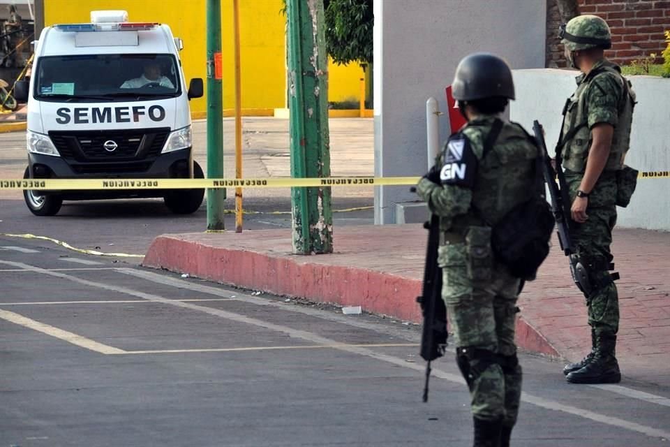 La SSPC informó que elementos de la Guardia Nacional acudieron al lugar del ataque y reforzaron recorridos de seguridad.