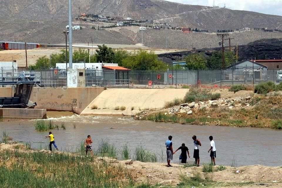 El agua que envía EU pasa por el Río Bravo.