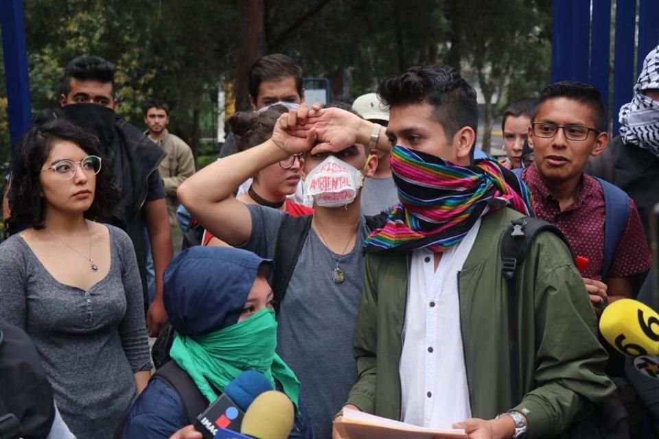 Estudiantes realizaron asambleas para decidir acciones y elaborar un pliego petitorio sobre este tema.