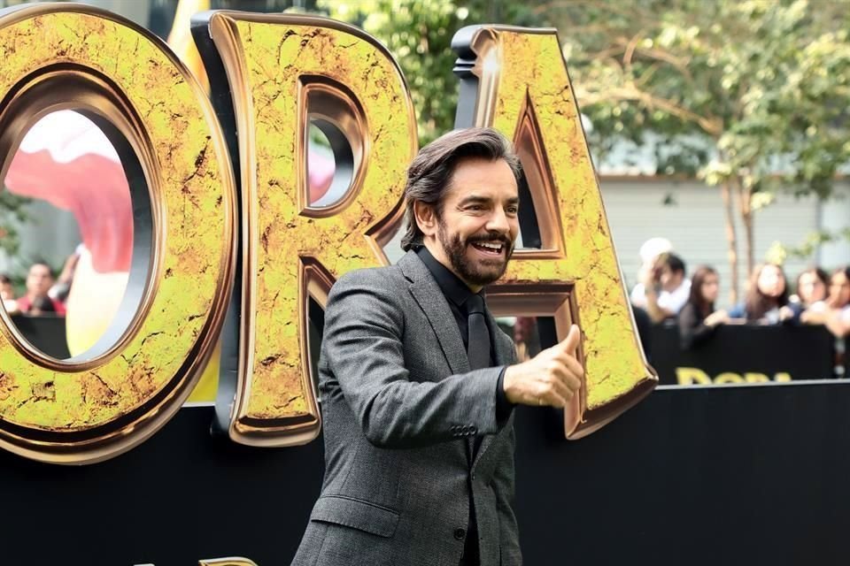 Eugenio Derbez, quien interpreta al explorador Alejandro aseguró que se siente orgulloso de ser latino.