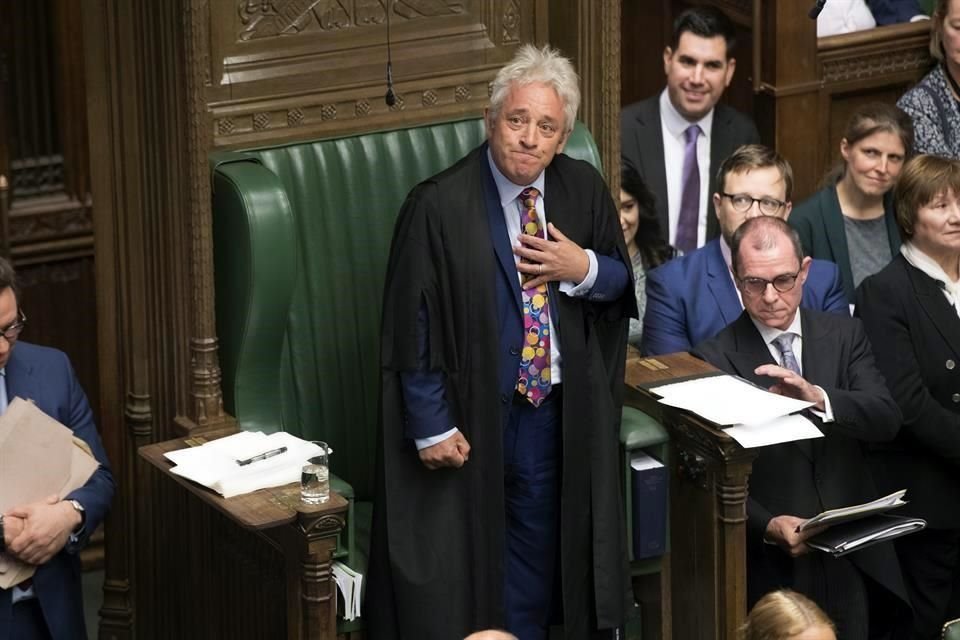 Bercow fue aplaudido por sus colegas al anunciar su salida de la Cámara de los Comunes.