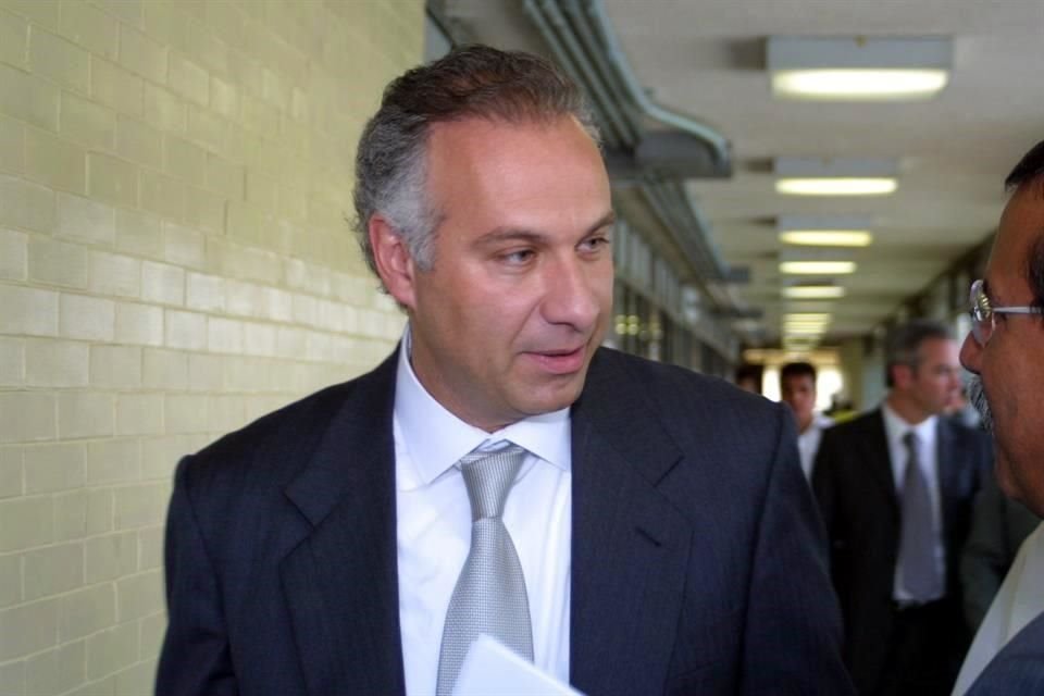 El 22 de mayo el juez Gómez Fierro le concedió la suspensión definitiva a Collado contra esa solicitud de informes y sus consecuencias, misma que prevalece tras ser declarada improcedente la impugnación de la CNBV.