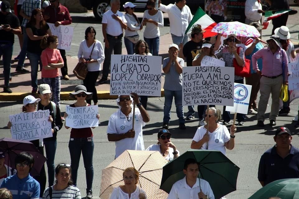 La manifestación estuvo encabezada por el Congreso Nacional Ciudadano.