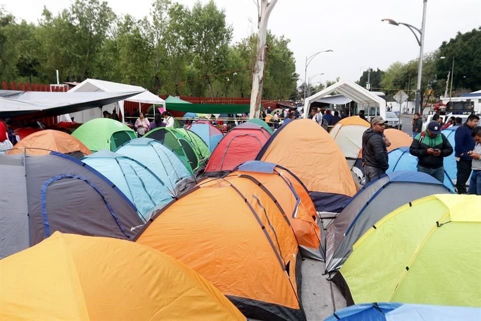 La semana pasada, maestros de la CNTE bloquearon los accesos a San Lázaro, lo que frenó la sesión de los diputados.