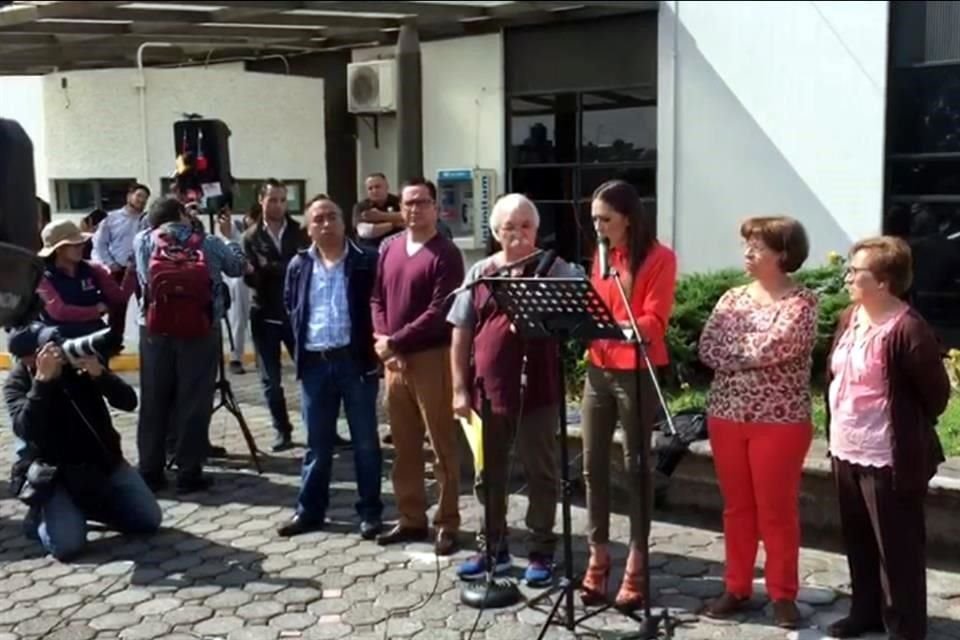 Mariana Moguel, hija de la ex funcionaria, leyó una carta en el penal de Santa Martha.