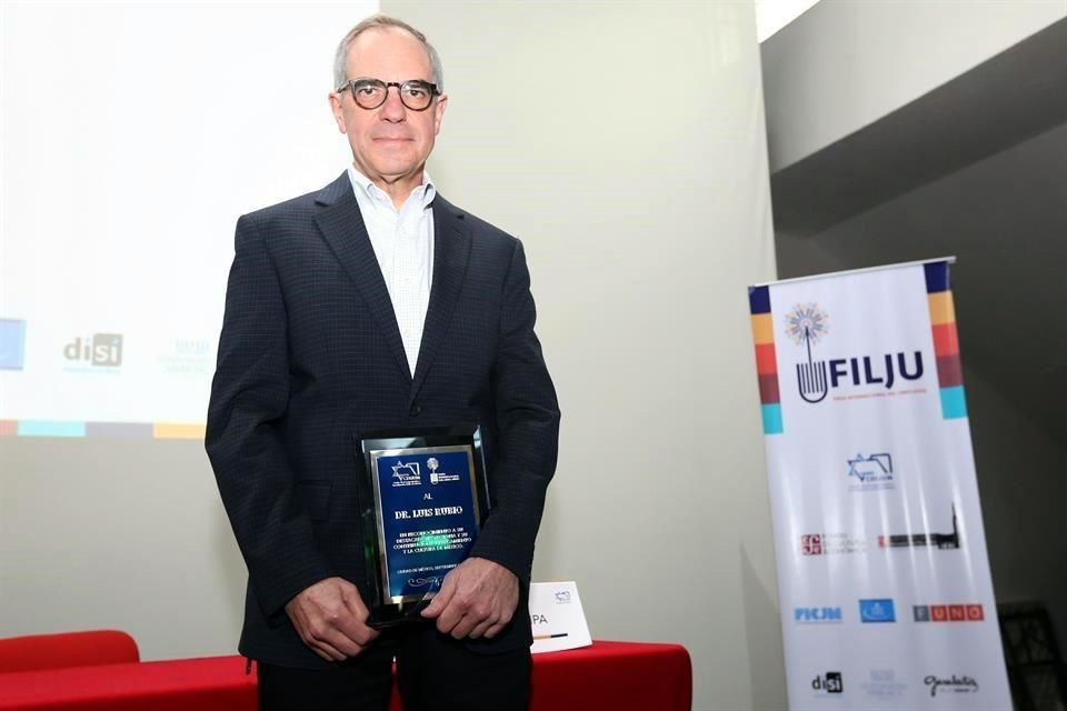 El analista político Luis Rubio fue galardonado hoy con el premio Filju 2019.