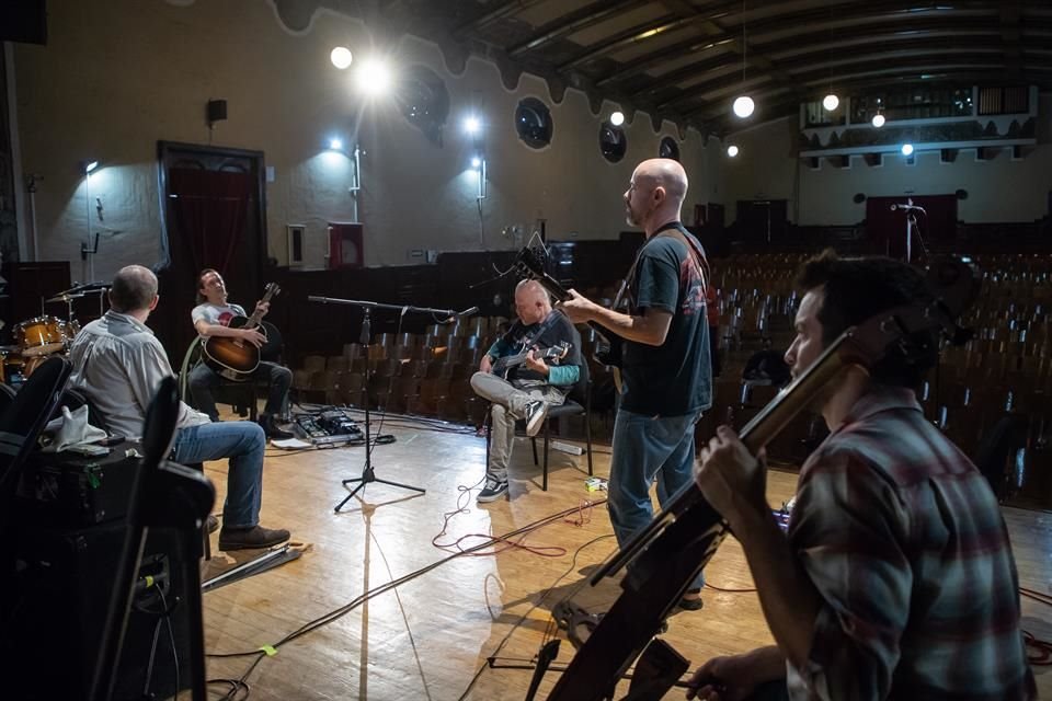 La agrupación espera que el concierto quede grabado en teléfonos celulares y cámaras no profesionales.