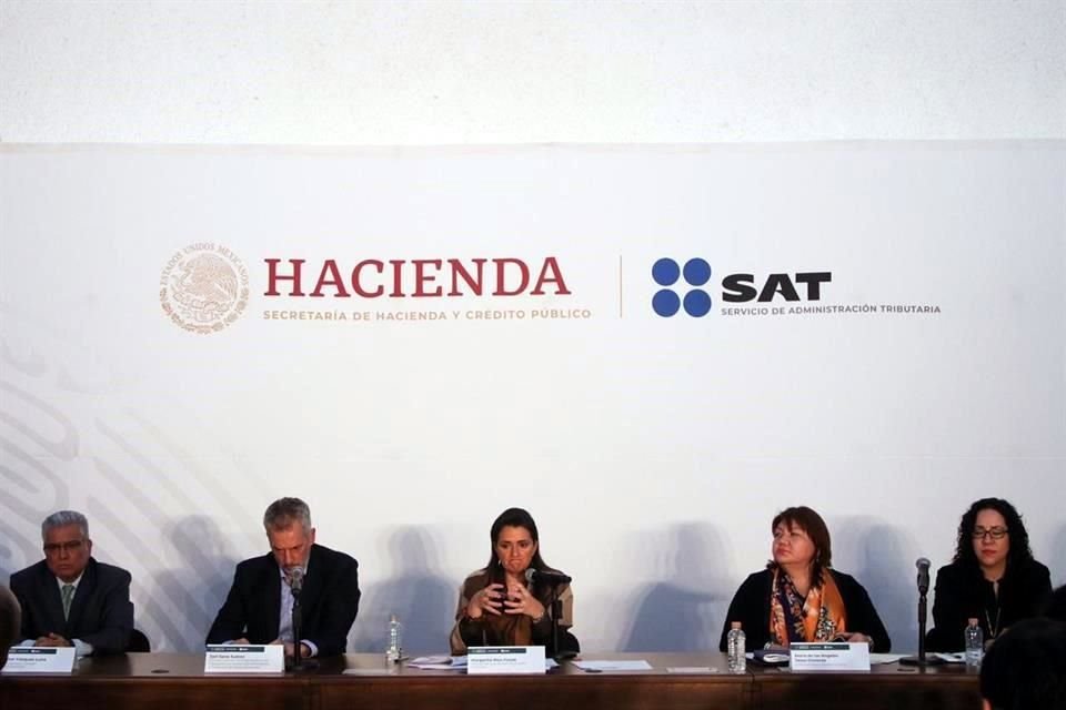 La conferencia se realizó en las oficinas del SAT.